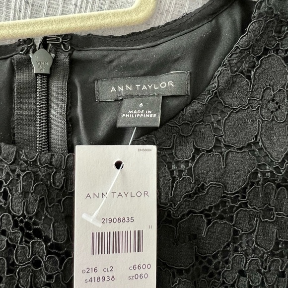 Black lace Ann Taylor a line dress - Picture 4 of 7
